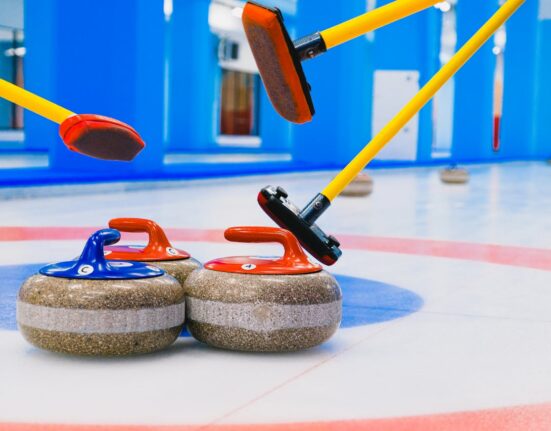 dove giocare a curling in italia